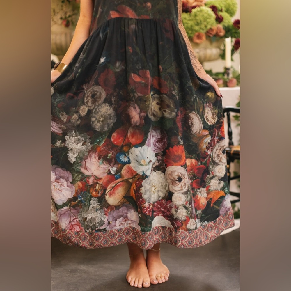 Floral Hummingbird Print Black Maxi Dress - Picture 3 of 5